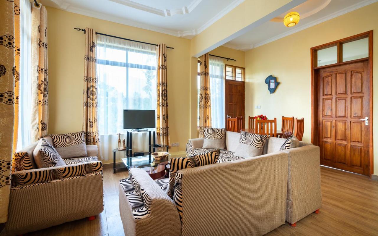 Rayan Apartments & Safaris Arusha Ngoại thất bức ảnh