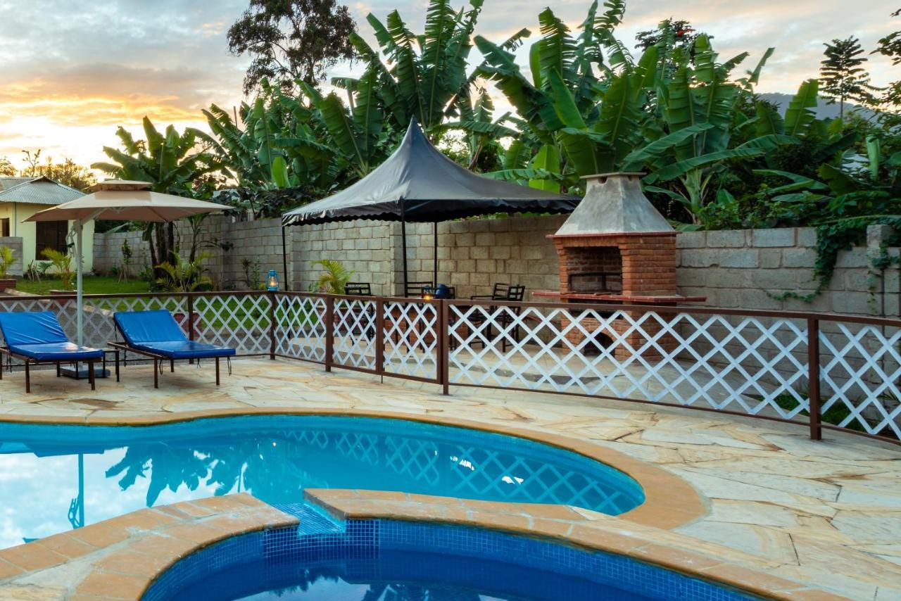 Rayan Apartments & Safaris Arusha Ngoại thất bức ảnh
